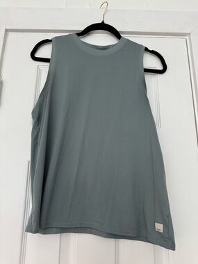 Vuori Women’s Energy Long Tank in Slate Green